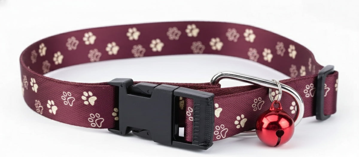Kennel Adjustable Printed Nylon Puppy & Cat Collar with Click Buckle - Purple Paws Print